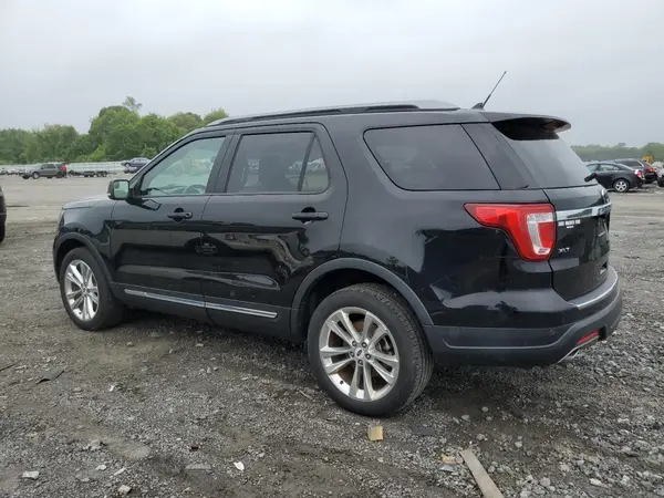 1FM5K8D82JGC38032 2018 FORD EXPLORER - Image 2