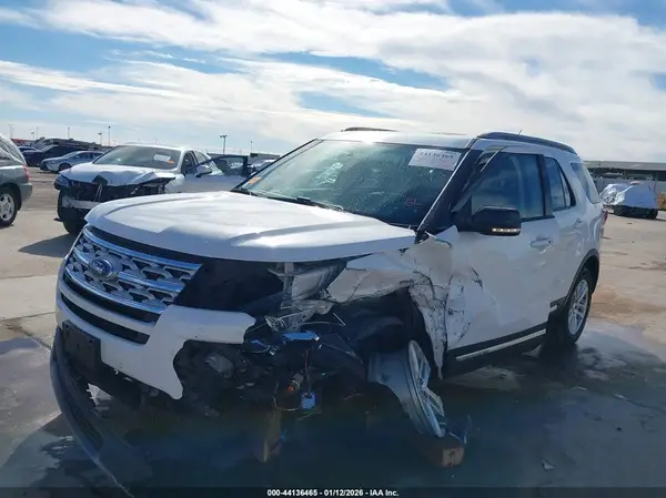 1FM5K8D82JGC54716 2018 FORD EXPLORER - Image 2