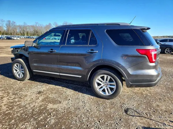 1FM5K8D82KGA49785 2019 FORD EXPLORER - Image 2