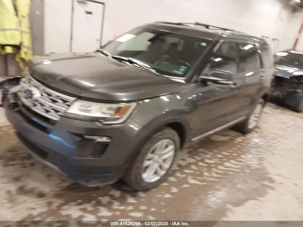 1FM5K8D82KGA50869 2019 FORD EXPLORER - Image 2