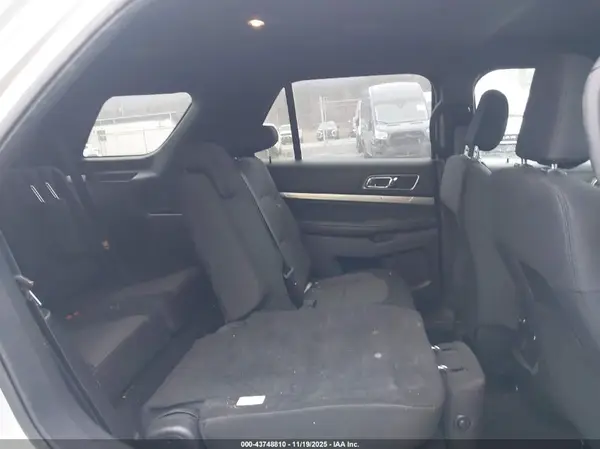1FM5K8D82KGA70121 2019 FORD EXPLORER - Image 8
