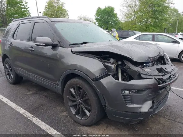 1FM5K8D82KGB00685 2019 FORD EXPLORER - Image 1