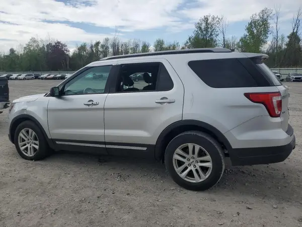 1FM5K8D82KGB20127 2019 FORD EXPLORER - Image 2