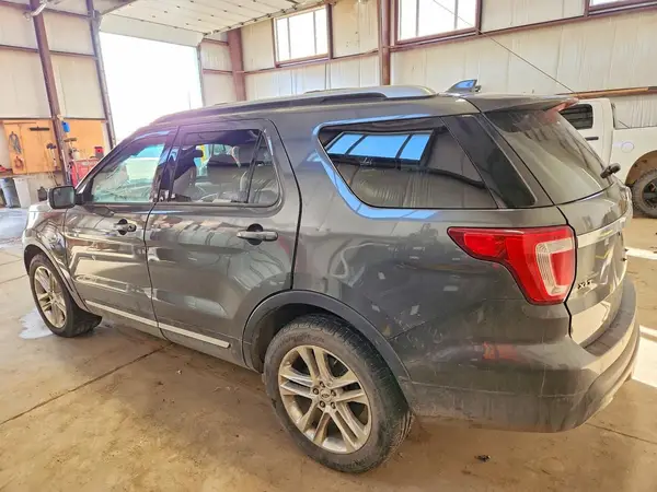 1FM5K8D83GGA02269 2016 FORD EXPLORER - Image 2