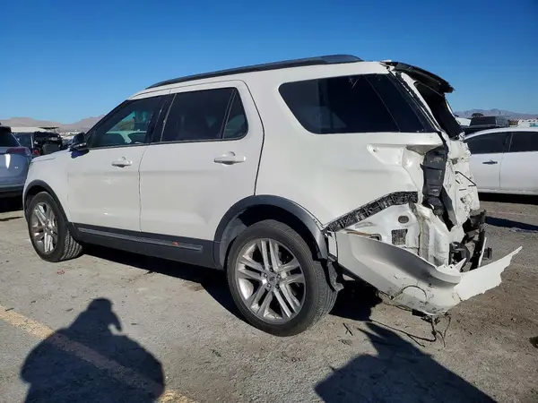 1FM5K8D83GGA18178 2016 FORD EXPLORER - Image 2