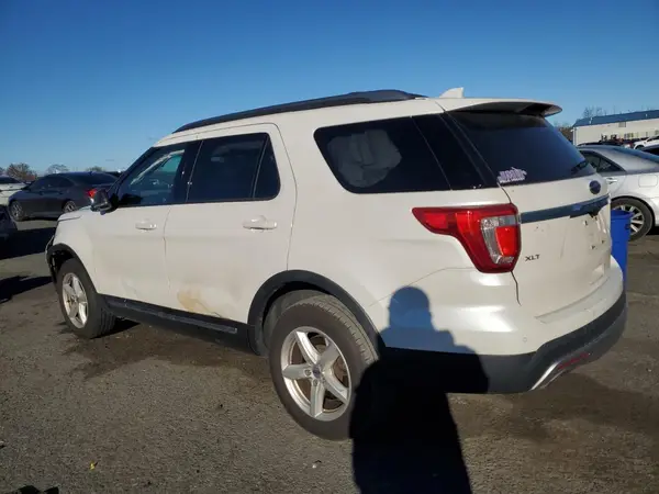 1FM5K8D83GGA64111 2016 FORD EXPLORER - Image 2
