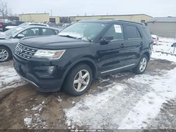 1FM5K8D83GGA86982 2016 FORD EXPLORER - Image 2