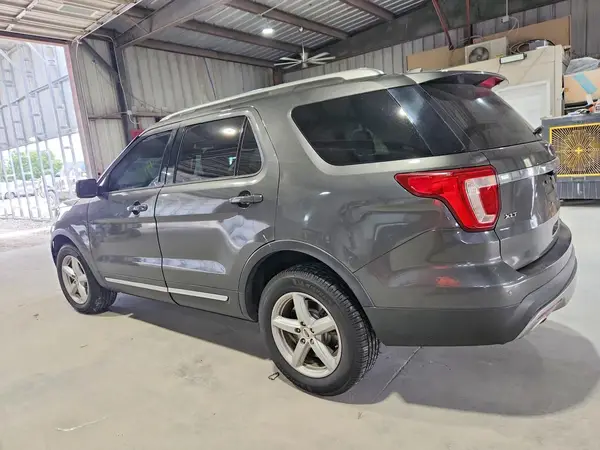 1FM5K8D83GGA96542 2016 FORD EXPLORER - Image 2
