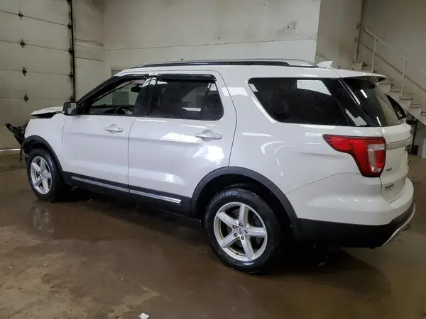 1FM5K8D83GGA99585 2016 FORD EXPLORER - Image 2