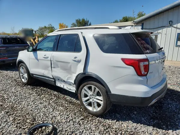 1FM5K8D83GGB17311 2016 FORD EXPLORER - Image 2