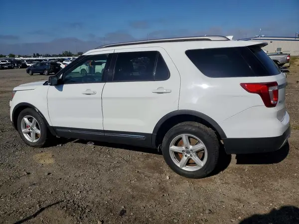 1FM5K8D83GGB35128 2016 FORD EXPLORER - Image 2