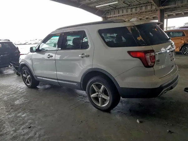 1FM5K8D83GGB63494 2016 FORD EXPLORER - Image 2