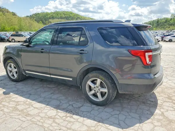 1FM5K8D83GGC39098 2016 FORD EXPLORER - Image 2