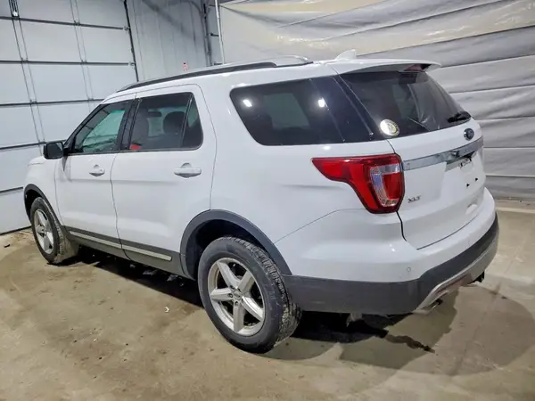 1FM5K8D83GGC48142 2016 FORD EXPLORER - Image 2