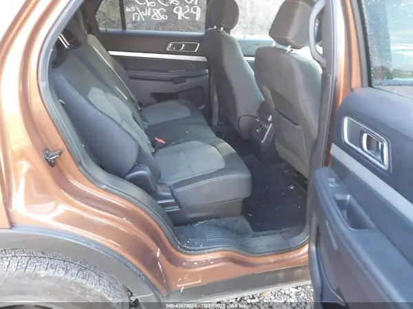 1FM5K8D83HGA02385 2017 FORD EXPLORER - Image 8