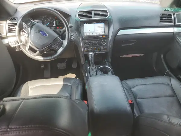 1FM5K8D83HGA02919 2017 FORD EXPLORER - Image 8