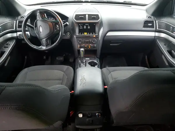 1FM5K8D83HGA06033 2017 FORD EXPLORER - Image 8