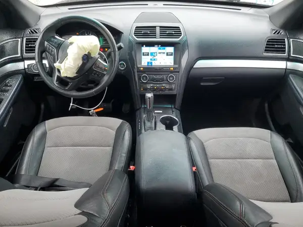 1FM5K8D83HGA14052 2017 FORD EXPLORER - Image 8