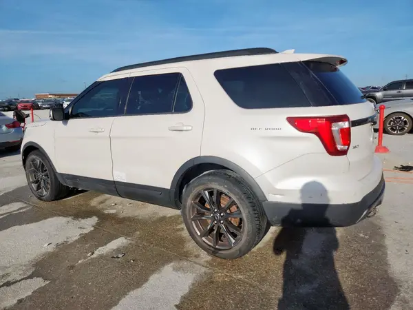 1FM5K8D83HGA27349 2017 FORD EXPLORER - Image 2