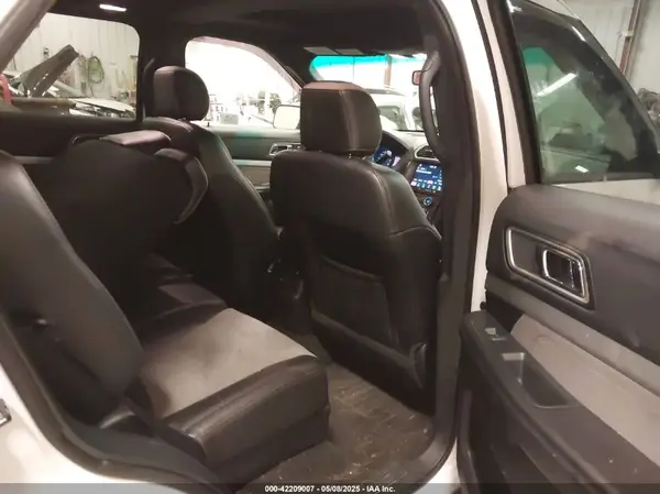 1FM5K8D83HGA30672 2017 FORD EXPLORER - Image 8