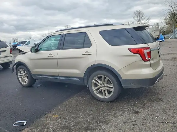 1FM5K8D83HGA33779 2017 FORD EXPLORER - Image 2