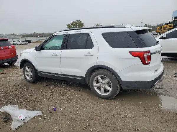 1FM5K8D83HGA35581 2017 FORD EXPLORER - Image 2