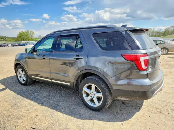1FM5K8D83HGA60108 2017 FORD EXPLORER - Image 2