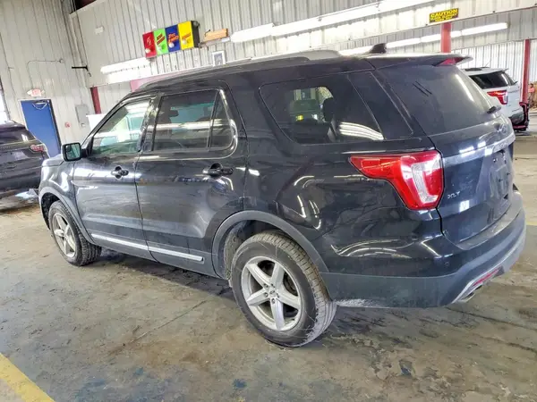 1FM5K8D83HGA70881 2017 FORD EXPLORER - Image 2
