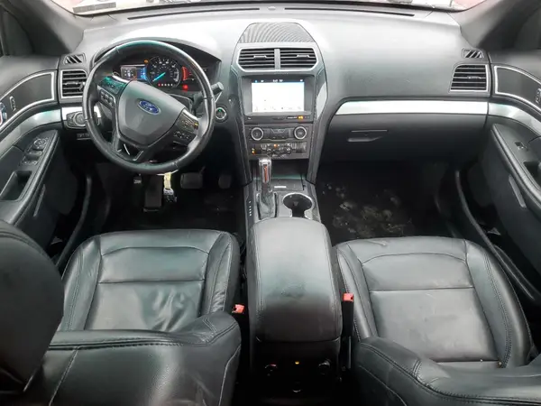 1FM5K8D83HGA73005 2017 FORD EXPLORER - Image 8