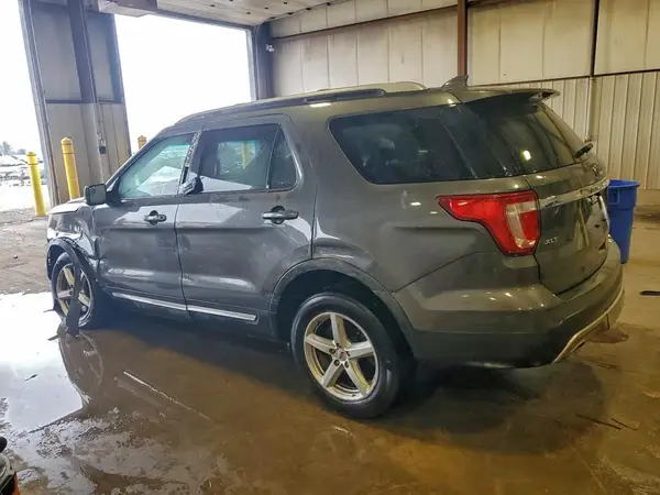 1FM5K8D83HGA96946 2017 FORD EXPLORER - Image 2
