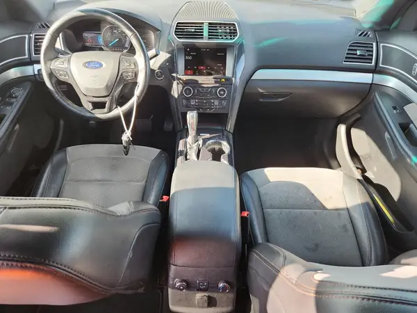 1FM5K8D83HGA98633 2017 FORD EXPLORER - Image 8