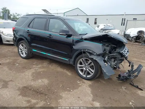 1FM5K8D83HGB08545 2017 FORD EXPLORER - Image 1