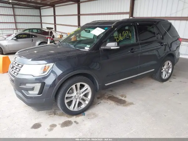 1FM5K8D83HGB39617 2017 FORD EXPLORER - Image 2