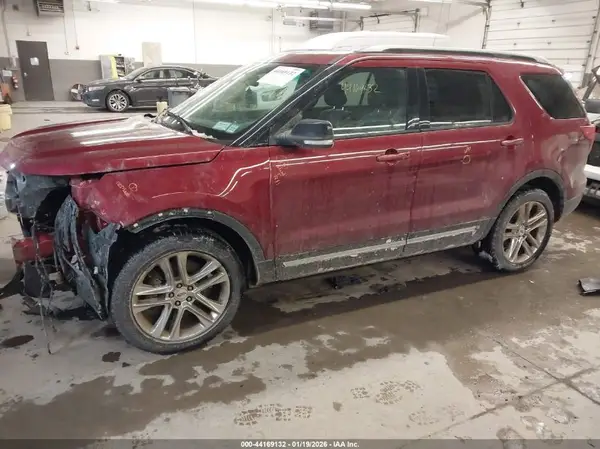 1FM5K8D83HGB42873 2017 FORD EXPLORER - Image 2