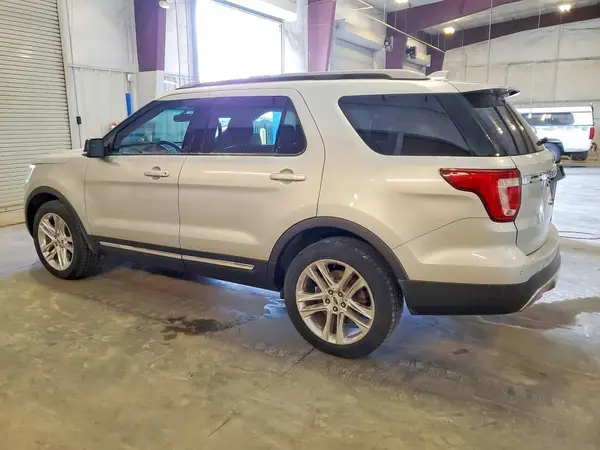 1FM5K8D83HGB70382 2017 FORD EXPLORER - Image 2