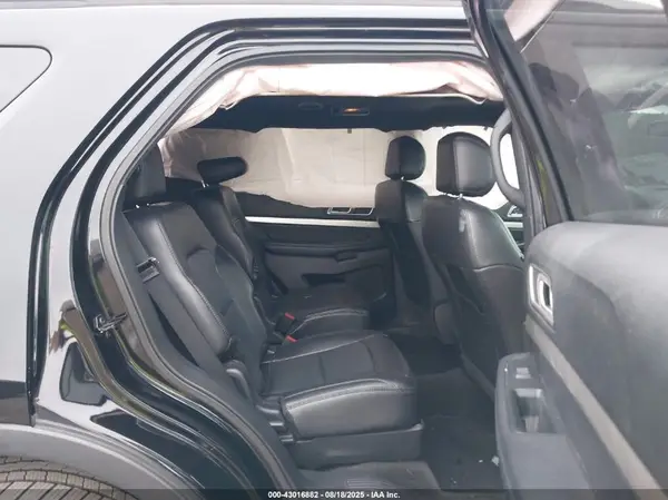 1FM5K8D83HGB75632 2017 FORD EXPLORER - Image 8