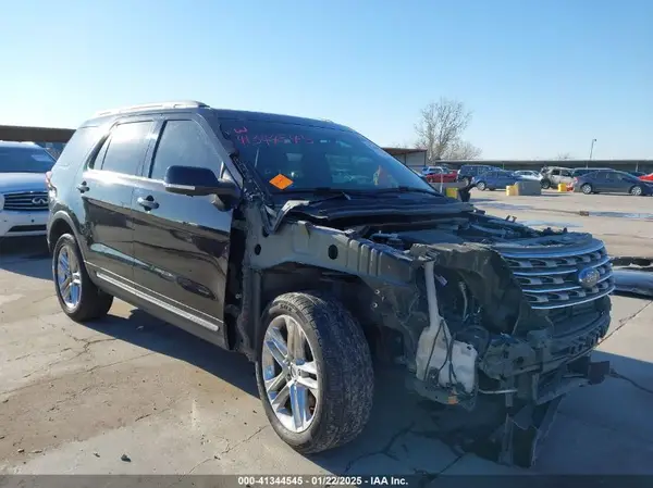 1FM5K8D83HGB90728 2017 FORD EXPLORER - Image 1