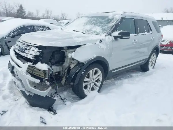 1FM5K8D83HGC30600 2017 FORD EXPLORER - Image 2