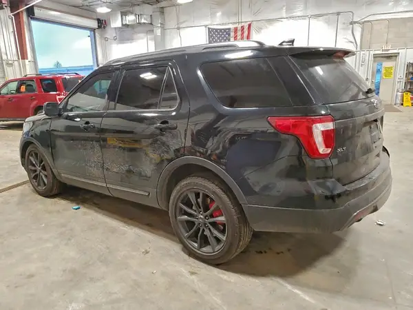 1FM5K8D83HGC41628 2017 FORD EXPLORER - Image 2
