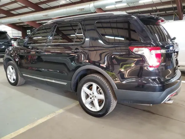 1FM5K8D83HGC50152 2017 FORD EXPLORER - Image 2