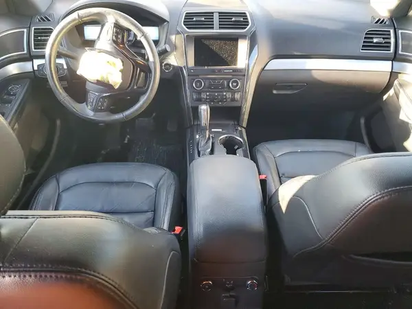 1FM5K8D83HGC50670 2017 FORD EXPLORER - Image 8