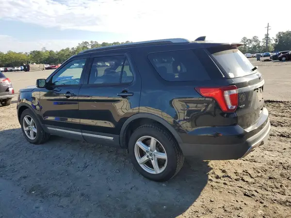 1FM5K8D83HGC58316 2017 FORD EXPLORER - Image 2