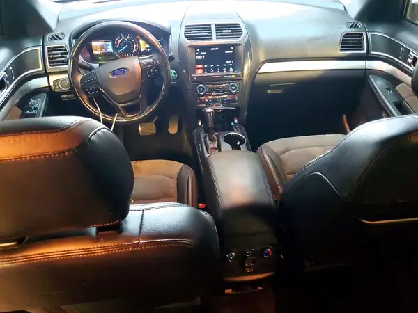 1FM5K8D83HGC75648 2017 FORD EXPLORER - Image 8