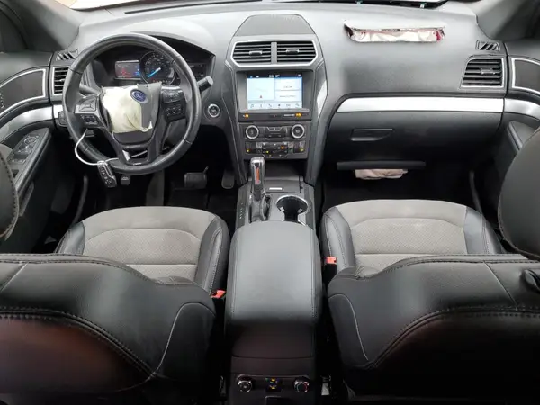 1FM5K8D83HGC75682 2017 FORD EXPLORER - Image 8