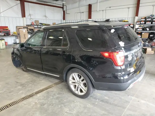 1FM5K8D83HGC75858 2017 FORD EXPLORER - Image 2
