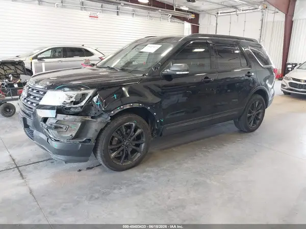 1FM5K8D83HGC76427 2017 FORD EXPLORER - Image 2