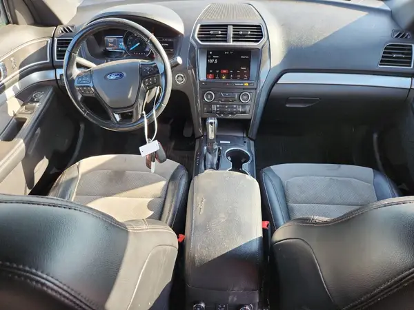 1FM5K8D83HGD03173 2017 FORD EXPLORER - Image 8