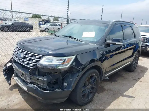 1FM5K8D83HGD03481 2017 FORD EXPLORER - Image 2