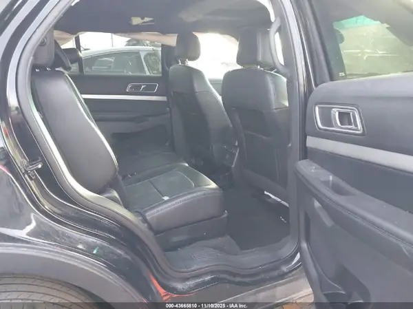 1FM5K8D83HGD03562 2017 FORD EXPLORER - Image 8