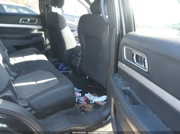 1FM5K8D83HGD07773 2017 FORD EXPLORER - Image 8